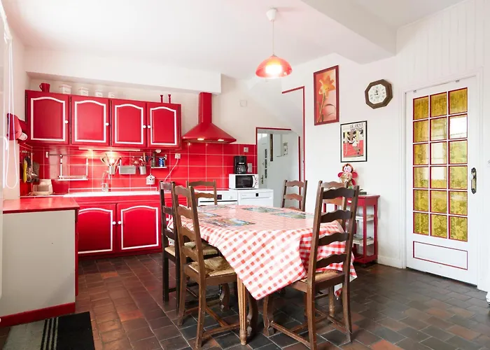 펜션 Le Derochoir - Avec Jardin